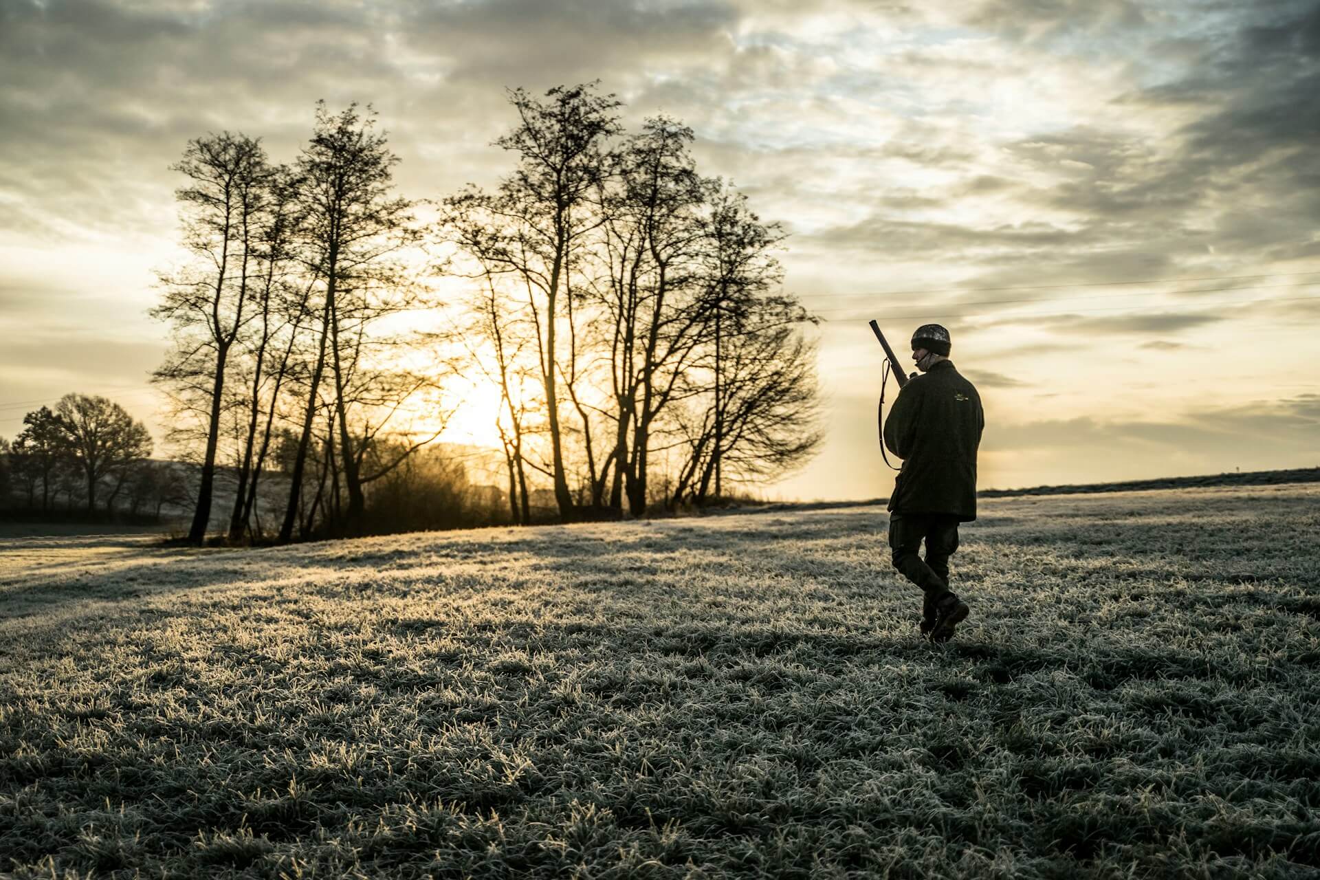 Hunting trousers – a complete buying guide to the best all-round options